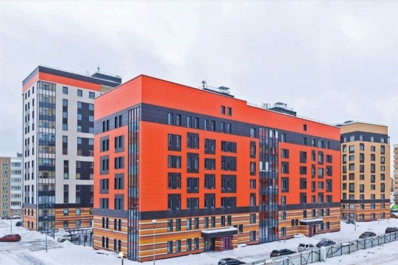 Продам 2-комнатную квартиру в развитом районе по доступной цене.