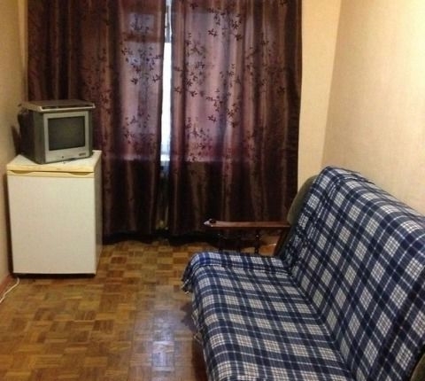 Сдатся комната, в большой коммунальной квартире.