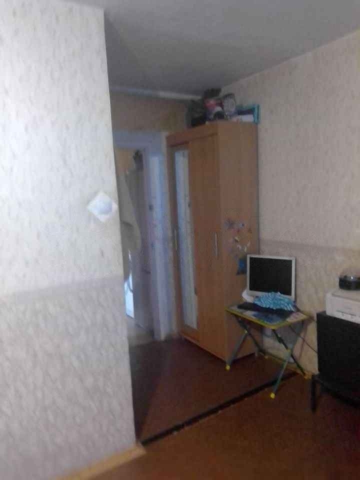 Продам двушку в хорошем районе.