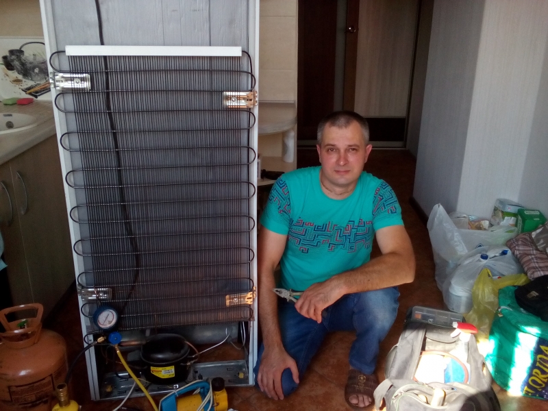 Ремонт холодильников