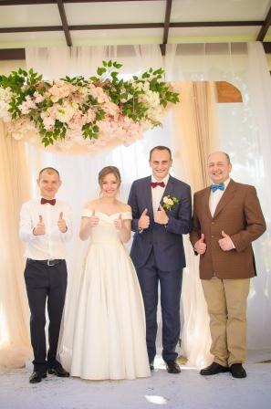 Ведучий, жива музика, тамада, дискотека у Кив