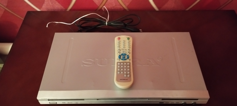 DVD-плеер Supra dvs-701xk